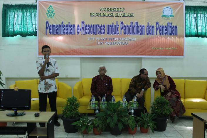 UIN Walisongo Literasi Informasi 2015